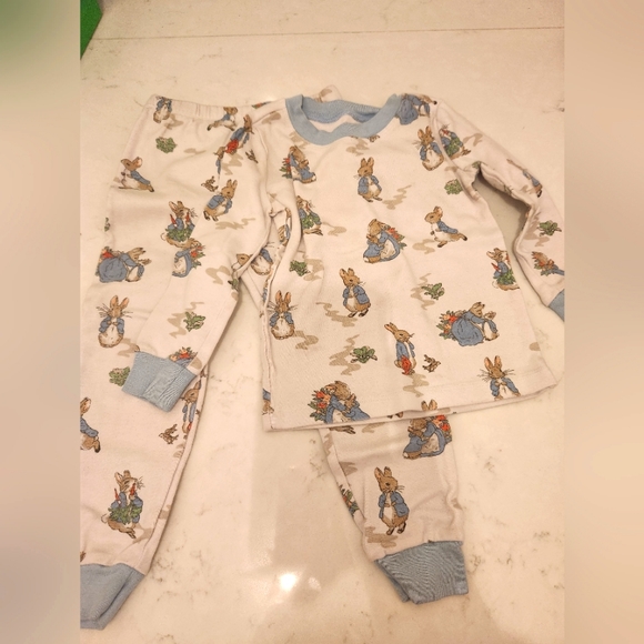 Pottery Barn Kids Pajamas Pottery Barn Kids Peter Rabbit Pjs 3t